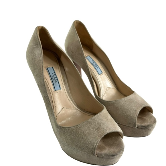 Genuine PRADA Women Cream Suede Peep Toe Pumps Size 37 7 US - Picture 6 of 11